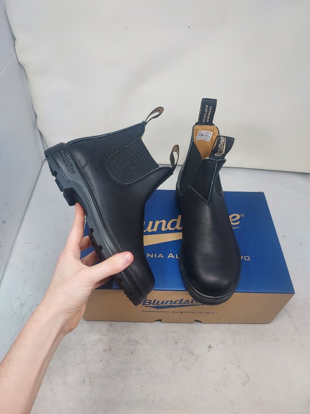 Blundstone WOMENS Black Chelsea Boot